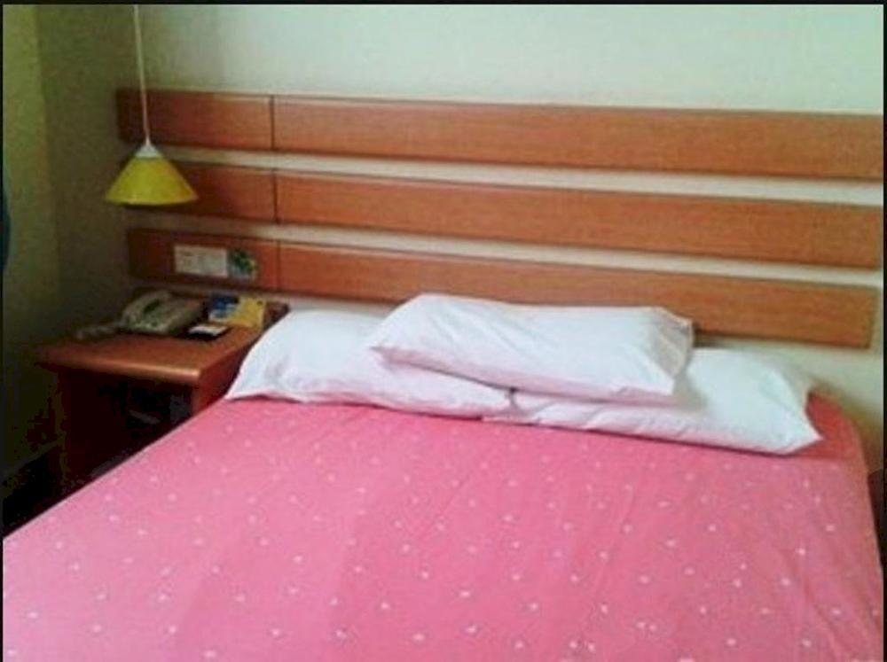 Home Inn Guangzhou Middle Jiefang Road Gongyuanqian Metro Station Exterior photo